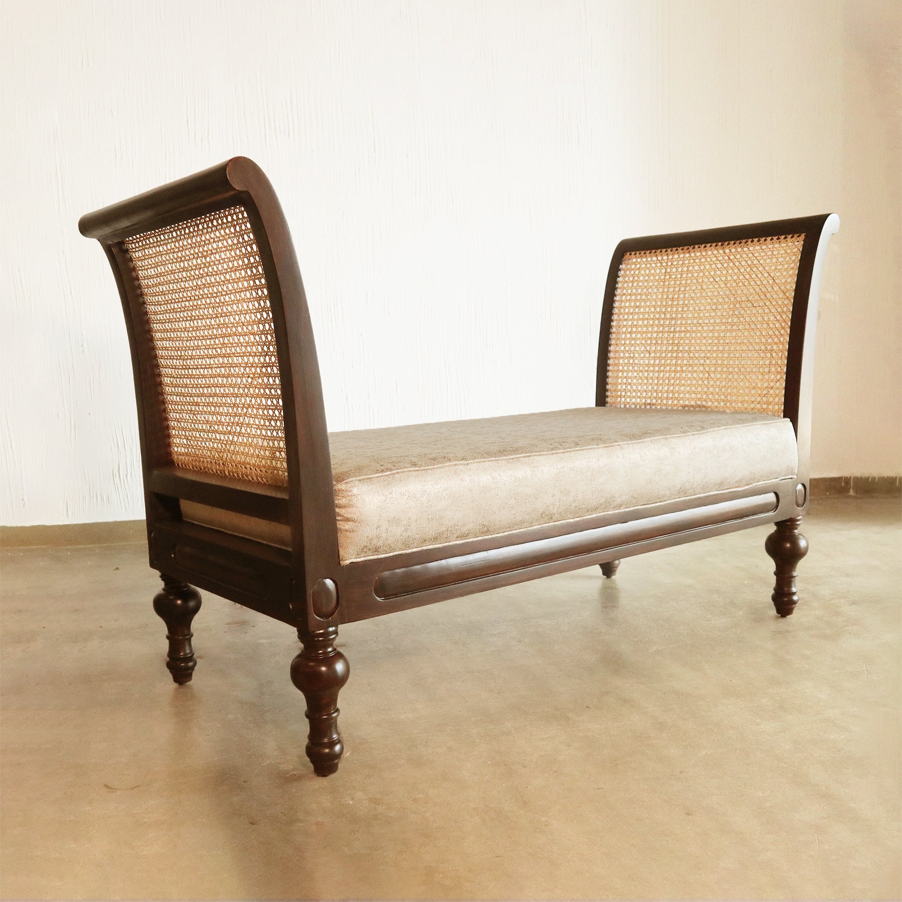 Lady Bird Chaise- 2 Seater